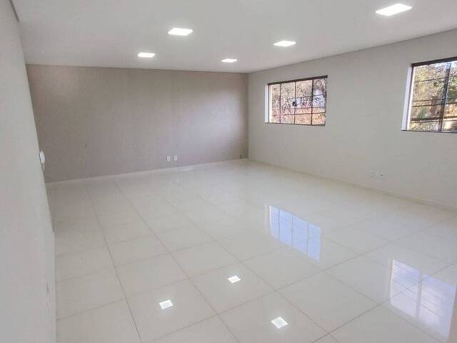 #124 - Apartamento para Locação em Arapongas - PR