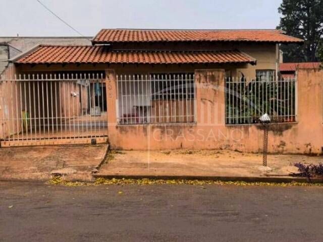 #353 - Casa para Venda em Arapongas - PR