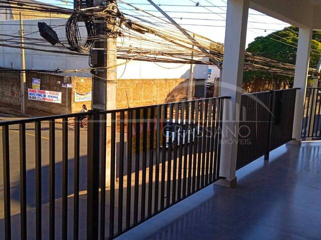 #371 - Apartamento para Locação em Arapongas - PR