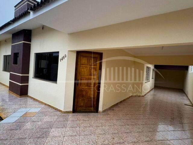 #379 - Casa para Locação em Arapongas - PR