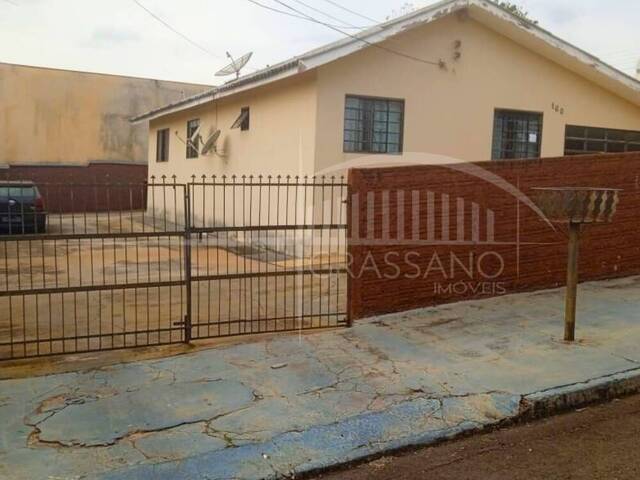 #422 - Casa para Venda em Arapongas - PR