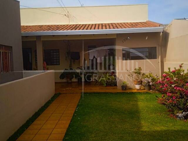Casa para Venda em Arapongas - 2