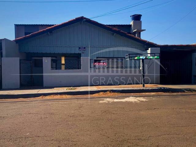 Locação em Vila São João - Arapongas