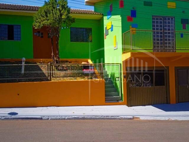 #438 - Casa para Locação em Arapongas - PR