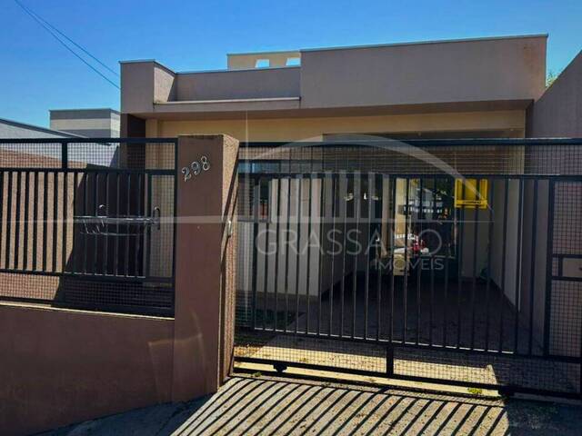 #447 - Casa para Locação em Arapongas - PR