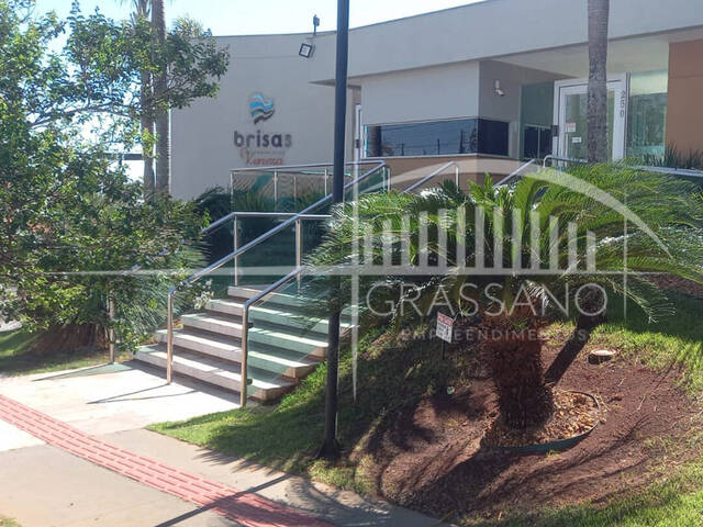 #496 - Apartamento para Venda em Arapongas - PR