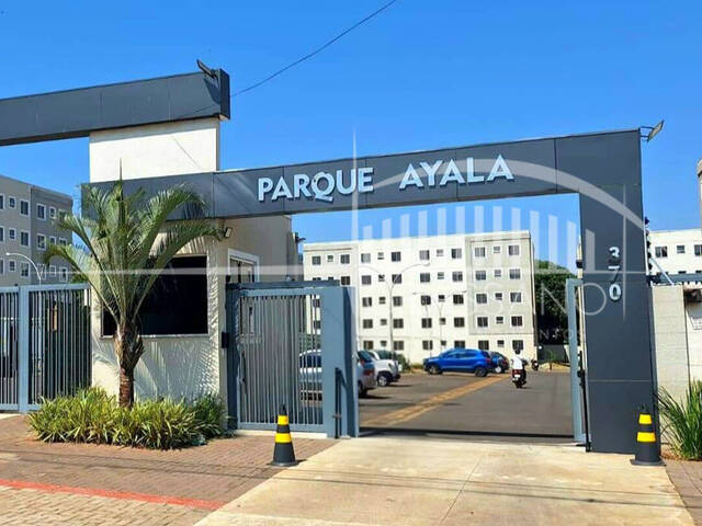 #506 - Apartamento para Venda em Arapongas - PR