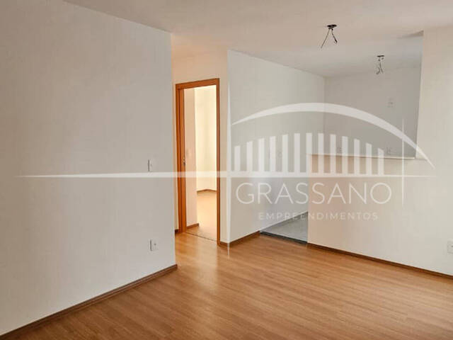 #506 - Apartamento para Venda em Arapongas - PR