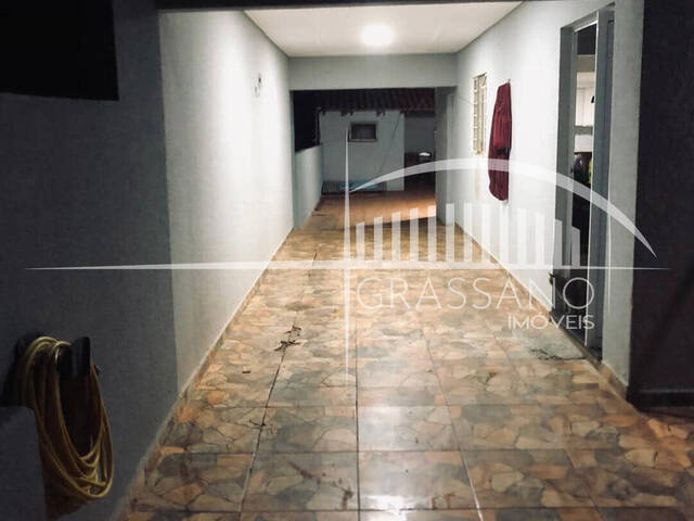 #566 - Casa para Locação em Arapongas - PR