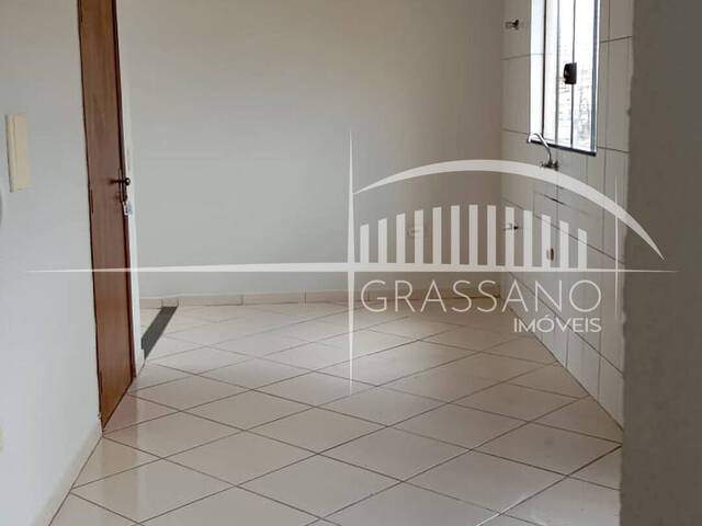 Apartamento para Locação em Arapongas - 4