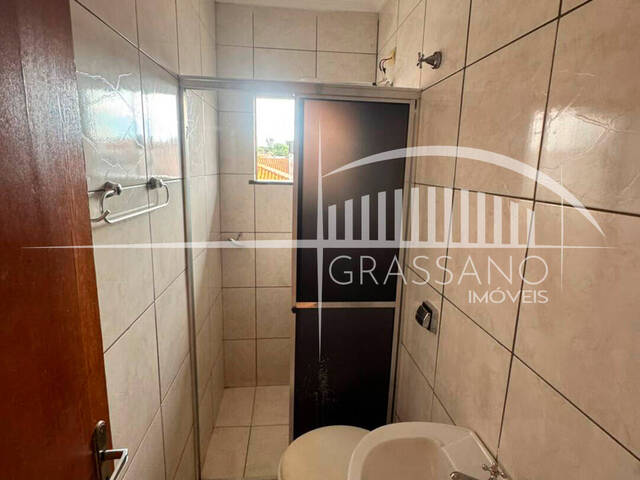 Kitnet para Locação em Arapongas - 5