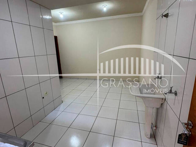 Kitnet para Locação em Arapongas - 4