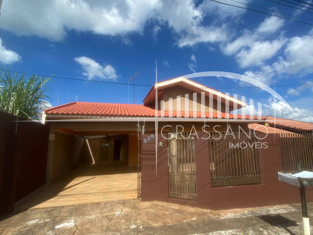#610 - Casa para Venda em Arapongas - PR